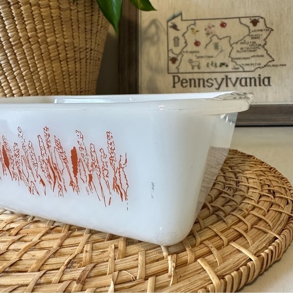 Vintage Proctor Silex Autumn Harvest Wheat Slow Cook Milk Glass Dish - Picture 4 of 10